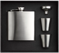 Slim hip flask w 2 cups set
