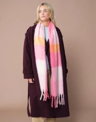 Ruuduline kohev sall Fluffy