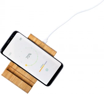 Juhtmevaba laadija ja mobiilihoidja Vartol