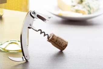 Kai Veinipudeli avaja