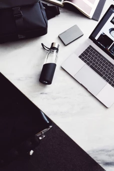 Klaasist joogipudel Lean