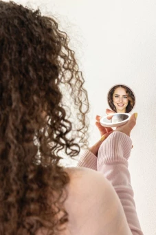 Laetav taskupeegel Lumora RCS