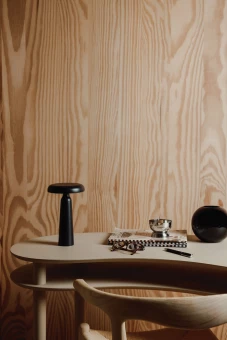 Laualamp VINGA Avery RCS