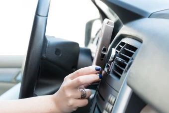 Mobiilihoidja autosse Aragor