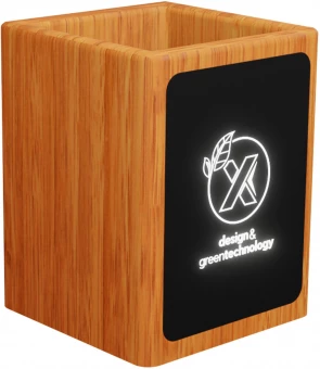 Puidust pliiatsialus SCX.design O12, USB väljunditega