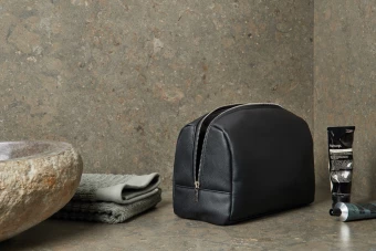 Ringikujuline kosmeetikakotike VINGA Bermond, must