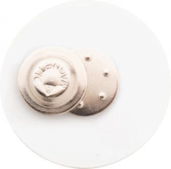 Rinnamärk magnetiga