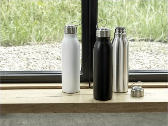 Roostevabast terasest veepudel Harper 700ml RCS