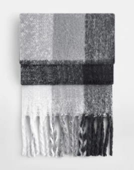 Ruuduline kohev sall Fluffy