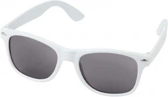 Sun Ray taaskasutatud plastikust päikeseprillid