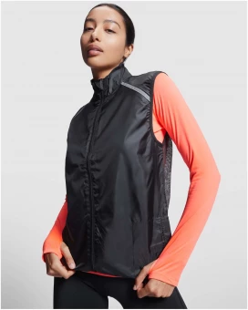 Unisex kerge jooksuvest Jannu