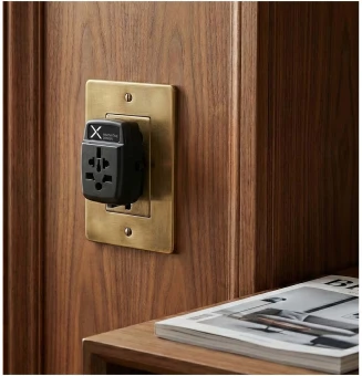 Universaalne reisadapter SCX. T19