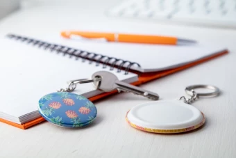 Võtmehoidja KeyBadge Mini